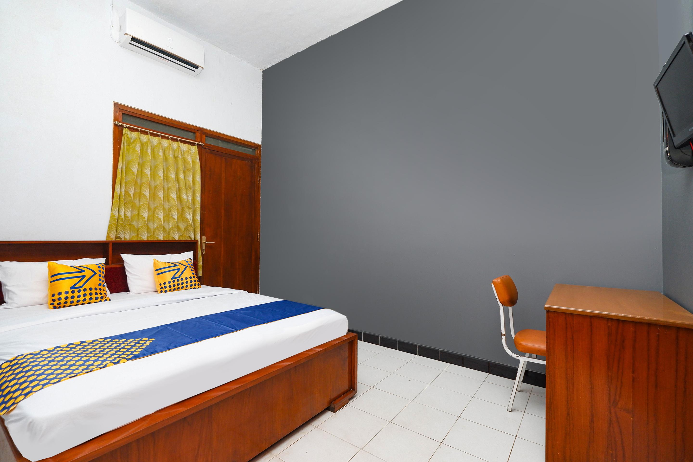 Oyo 2240 Simpang Tujuh Residence Kudus Esterno foto
