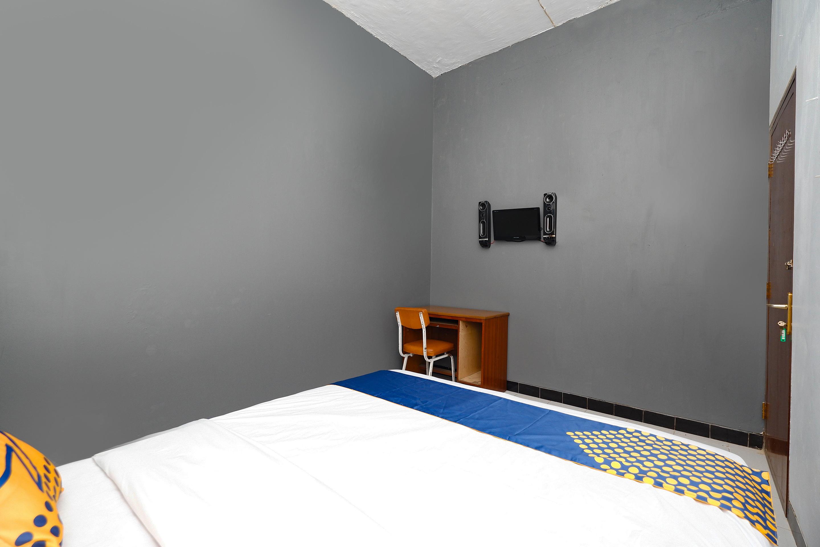 Oyo 2240 Simpang Tujuh Residence Kudus Esterno foto